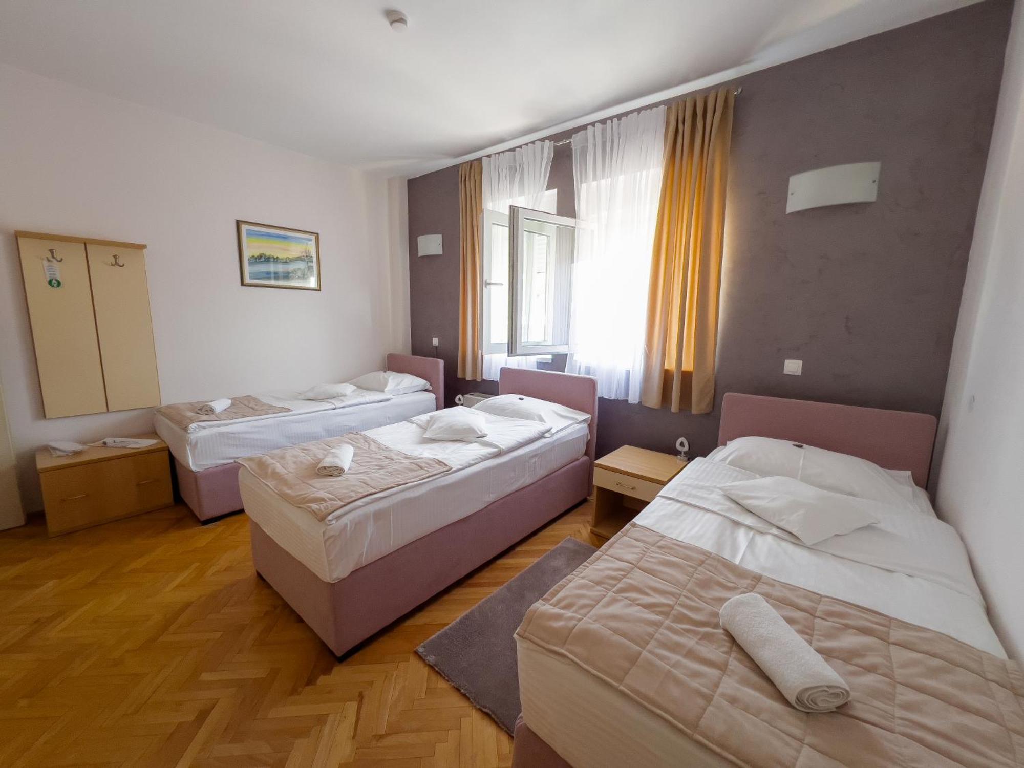 Motel New Sanatron Bosanski Novi Exterior foto